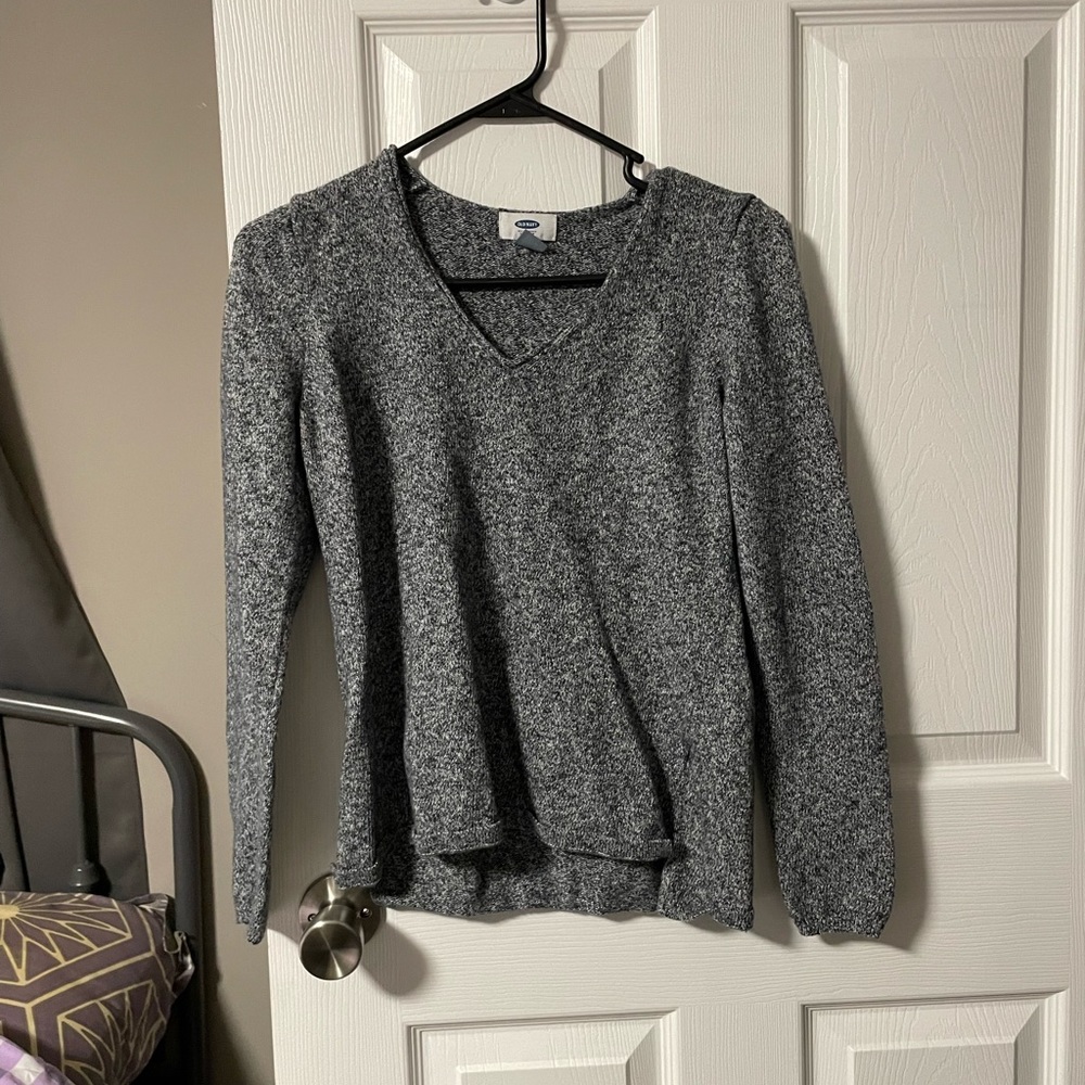 Grey Old Navy Sweater